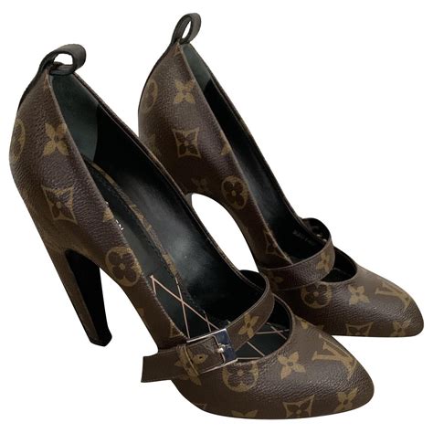 louis vuitton new shoes|louis vuitton heels price.